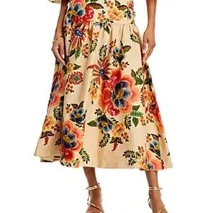 Farm rio delicate garden skirt
